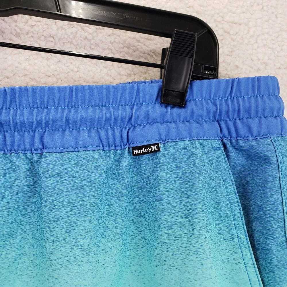 Hurley Striped Board Shorts Mens Large Blue Multi Surf Summer Beachwear
